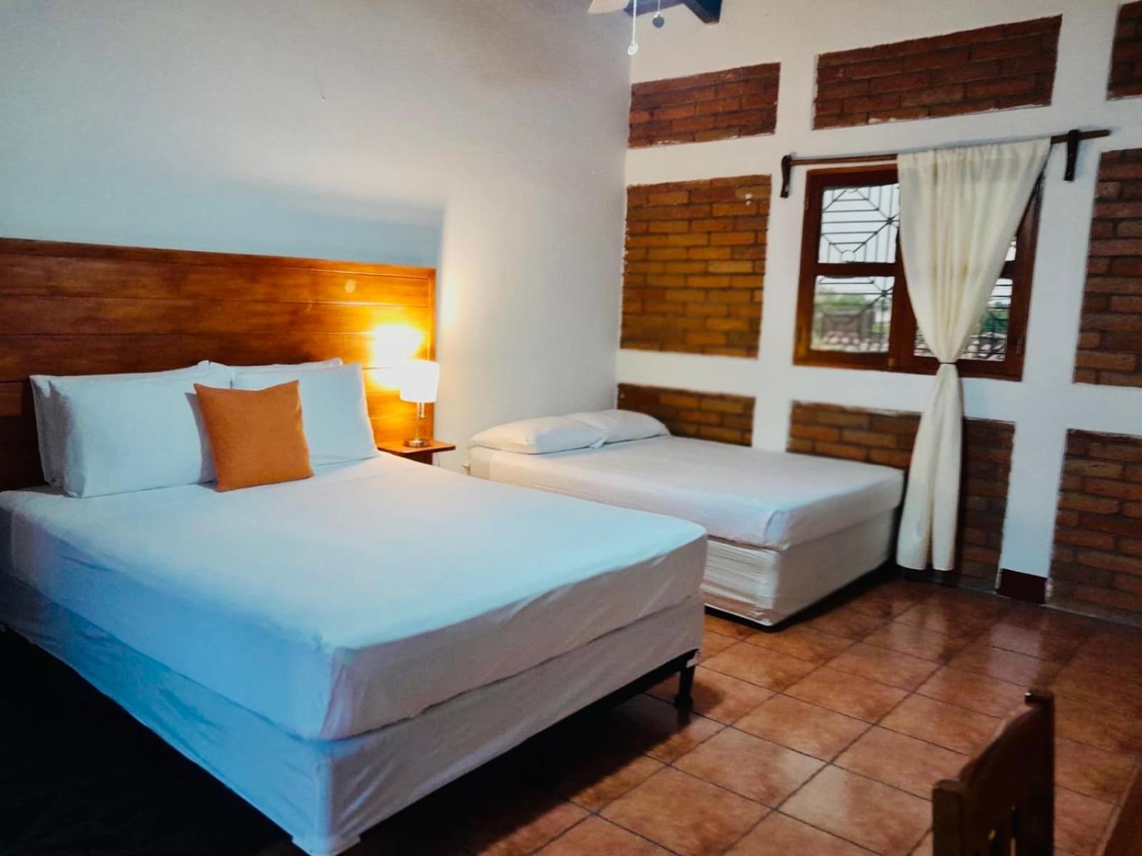 Hotel Al Sole Леон Экстерьер фото